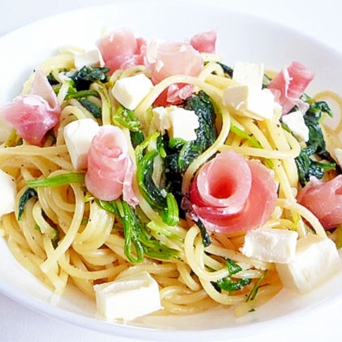 ほうれん草と生ハムとクリームチーズのパスタ レシピ 作り方 By Liqueur 楽天レシピ ほうれん草と生ハムとクリームチーズのパスタ レシピ 作り方 By Liqueur 楽天レシピ